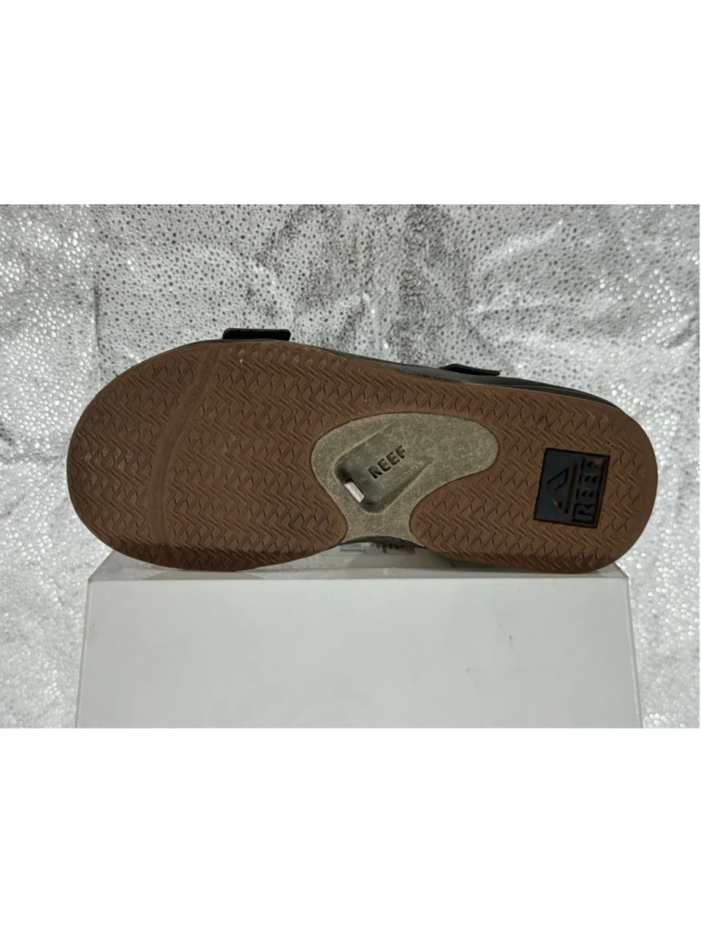 Men's Reef Sandals Olive and Black size 9 US